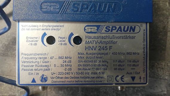 Typenschild eines SPAUN MATV-Verstärkers