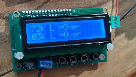 LCD-Display Modul mit Messwerten