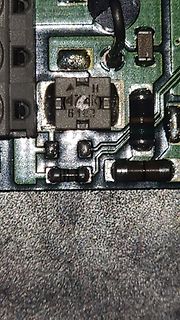 Nahaufnahme einer Leiterplatte mit SMD-Bauteilen