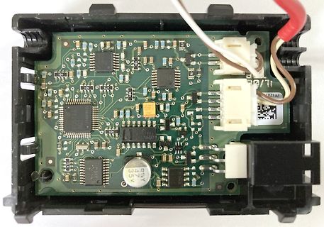 Leiterplatte eines elektronischen Moduls mit Steckverbindern