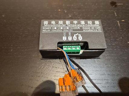 Digitaler Mikrocomputer-Temperaturregler mit Verkabelung