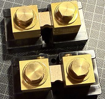 Batterieklemmen oder Stromschienen aus Messing
