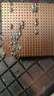 Lötstellen auf Lochrasterplatine