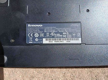 Typenschild einer Lenovo ThinkPad Ultra Dockingstation