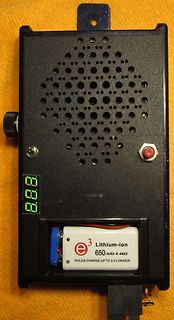 Elektronikgerät mit Lithium-Ionen-Akku und Display