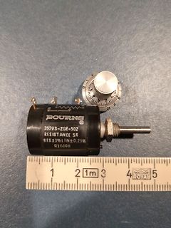 Bourns Potentiometer mit Lineal