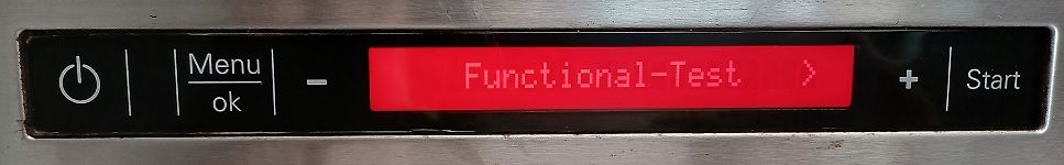 Display eines Geräts mit Menüpunkt Functional-Test