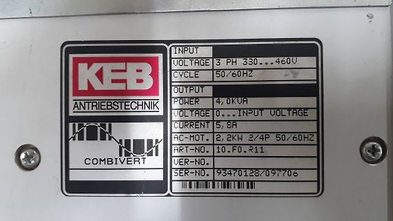 Typenschild eines KEB Combivert Frequenzumrichters