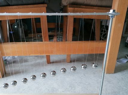Aufbau eines Newtonschen Pendels