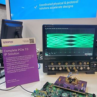Oszilloskop mit PCIe 7.0 Messung und Leiterplatte