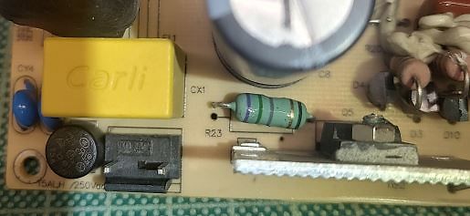 Nahaufnahme einer Leiterplatte mit elektronischen Bauteilen