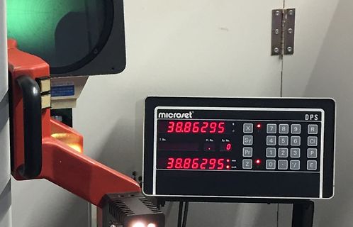 Display eines Microset DPS Messgeräts