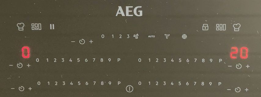 Bedienfeld eines AEG Induktionskochfelds