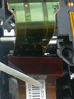 Flexible Flachbandkabel in einem elektronischen Gerät