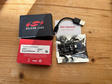 Silicon Labs EFR32BG22 Thunderboard Kit mit Zubehör