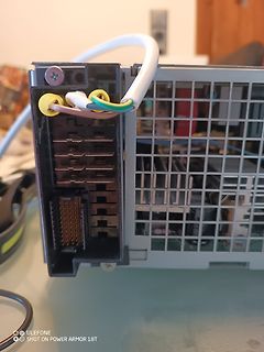 Anschlüsse eines PC-Netzteils