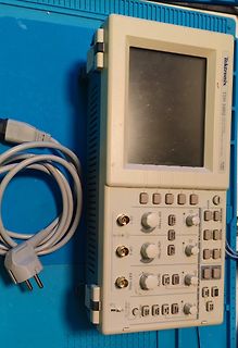 Tektronix TDS 1002 digitales Oszilloskop