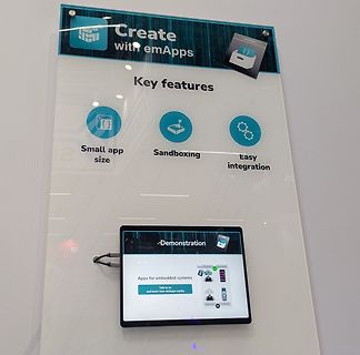 Werbeaufsteller für emApps Software