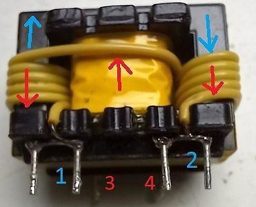 Transformator mit markierten Pins und Wicklungen