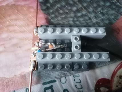 Freiluftverdrahtung auf LEGO-Steinen
