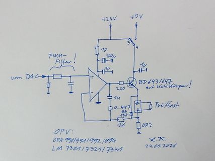 Handgezeichneter Schaltplan mit Operationsverstärker und Transistor