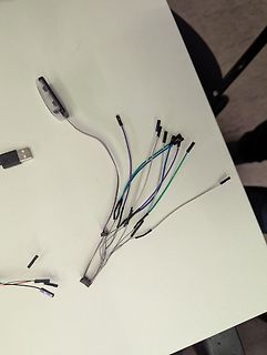 Freie Verdrahtung mit Jumper-Kabeln und USB-Stecker