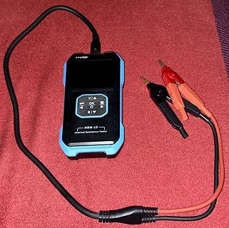 FNIRSI HRM-10 Interner Widerstandstester mit Messklemmen