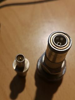 BNC-Stecker und Buchse