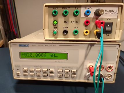 Digitalmultimeter und Netzteil von Prema