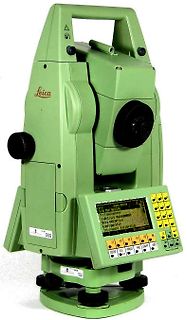 Leica Totalstation Vermessungsgerät