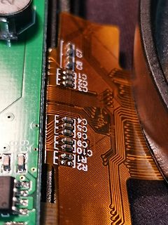 Foto einer flexiblen Leiterplatte mit SMD-Bauteilen