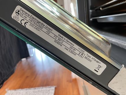 Typenschild eines Siemens Backofens