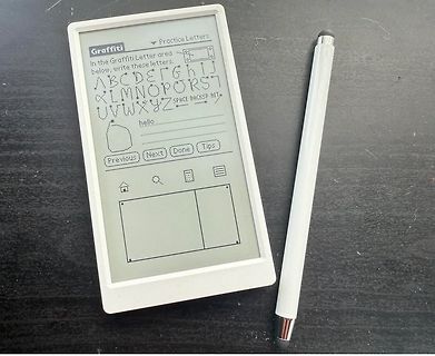 E-Ink Display mit Graffiti-Schreibübung und Stylus
