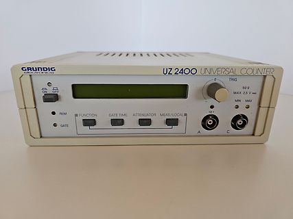 Grundig UZ 2400 Universal Counter