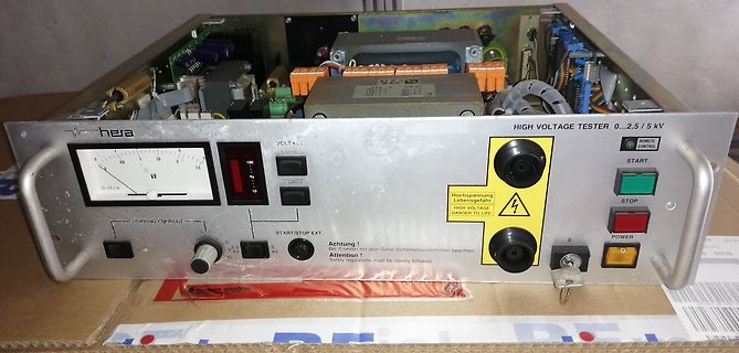 Hochspannungstester Hera 0...2.5/5 kV