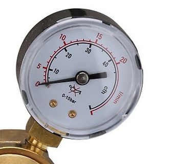 Manometer mit Skala