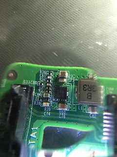 Nahaufnahme einer Leiterplatte mit SMD-Bauteilen