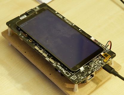 Librem 5 Dev Kit Leiterplatte mit Display
