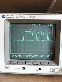 HP 54601A Oszilloskop mit Rechtecksignal