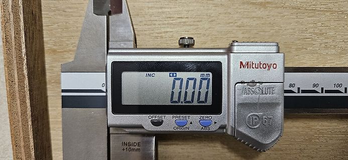 Digitaler Messschieber von Mitutoyo
