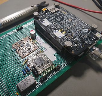 Aufbau auf Lochrasterplatine mit Mikrocontroller-Modul