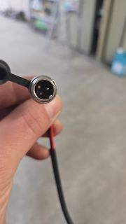 Stecker eines Netzteils oder Kabels