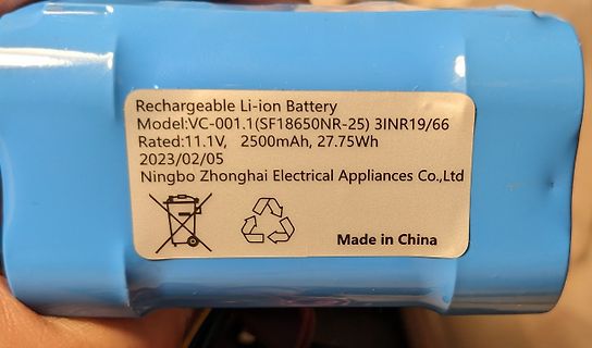 Aufkleber eines Lithium-Ionen-Akkus