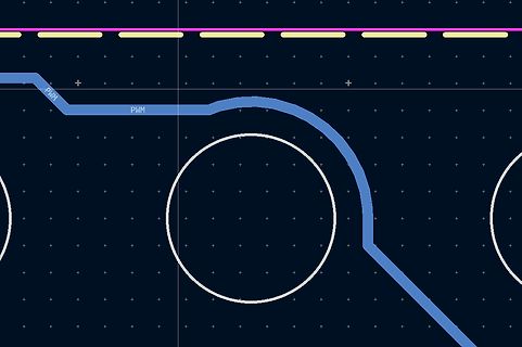 Ausschnitt eines Leiterplatten-Layouts mit PWM-Leitung