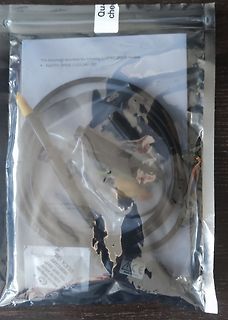 Verpacktes Kabel und Dokumentation