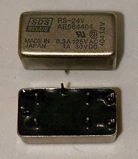 Zwei SDS Relais RS-24V