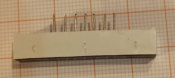 Nahaufnahme eines elektrischen Steckers oder Anschlussblocks