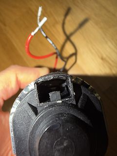 Elektrische Kabel und Gehäusekomponente