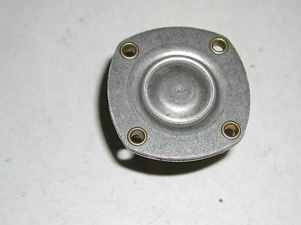 Metallflansch mit vier Bohrungen