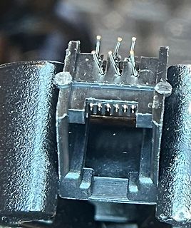 Nahaufnahme eines elektrischen Steckers oder Anschlusses